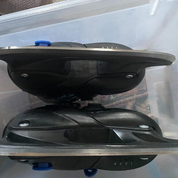 NWOT DBX ADJUSTABLE YOUTH SKATES sz 1-4 - Picture 4 of 5